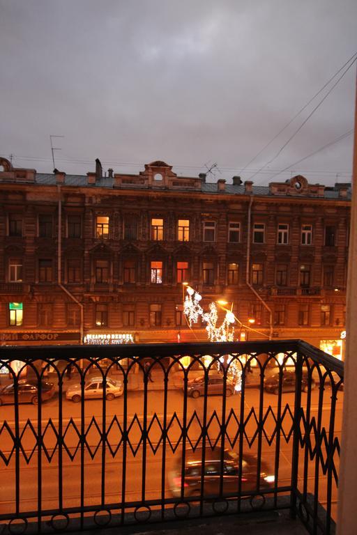 Apartment On Vladimirskiy 8 Saint Petersburg Room photo